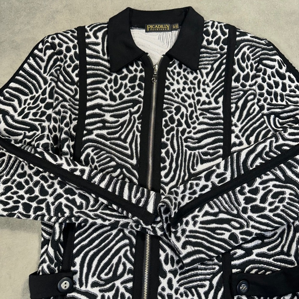 Picadilly Fashions Jacket Women Small Black White Animal Print Zip Up Good